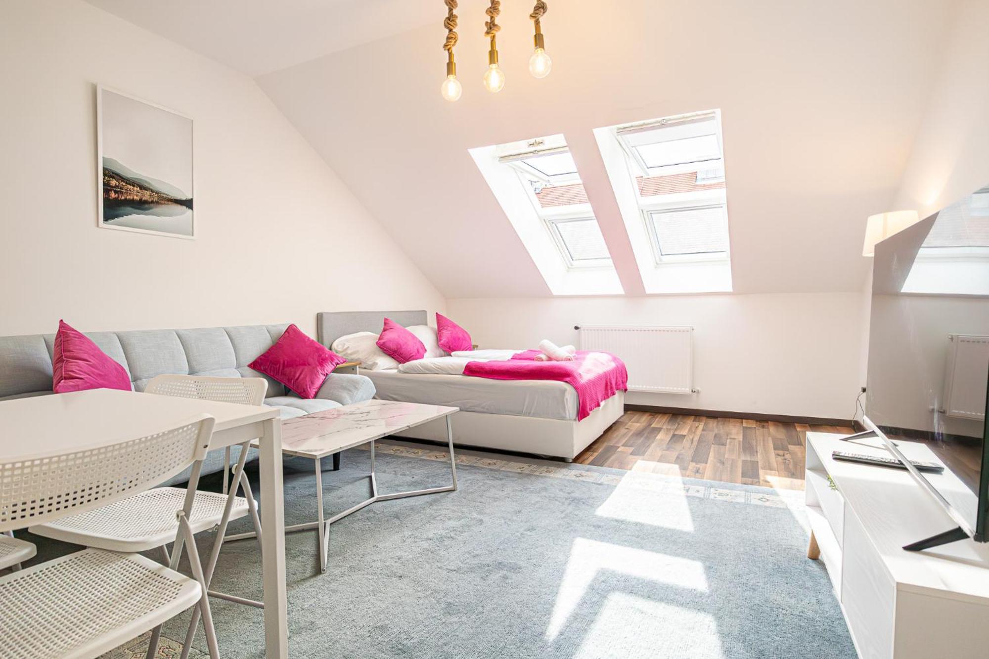 Airy Attic Apt.: Stylish Studio At Penzing Area Відень Екстер'єр фото